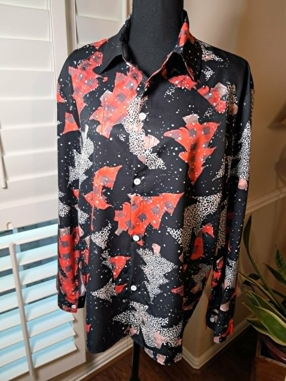 Black Christmas Tree Print Button Up Shirt XL - Picture 2 of 8